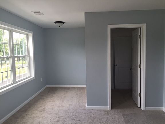 Sitting Area/Walk-in Closet 