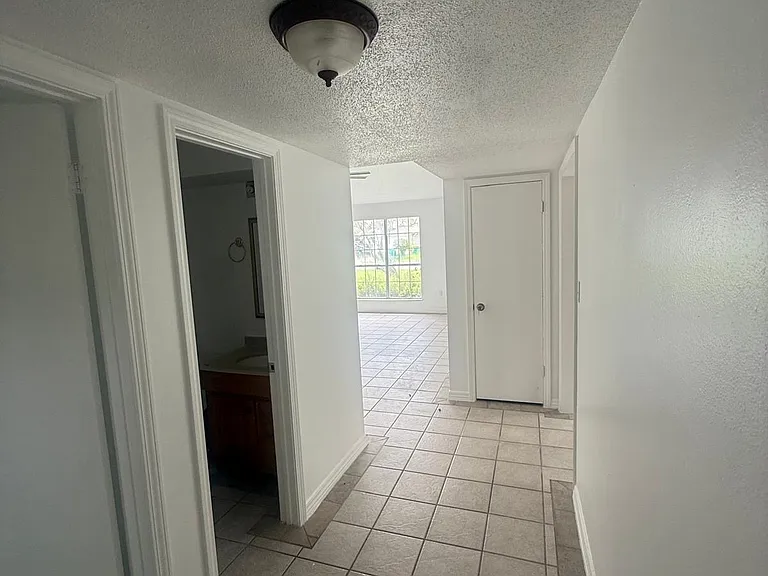 345 Brookwood Blvd — Photo 11
