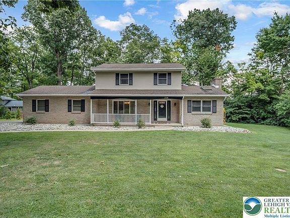 2nd image of 228 Woodland Dr