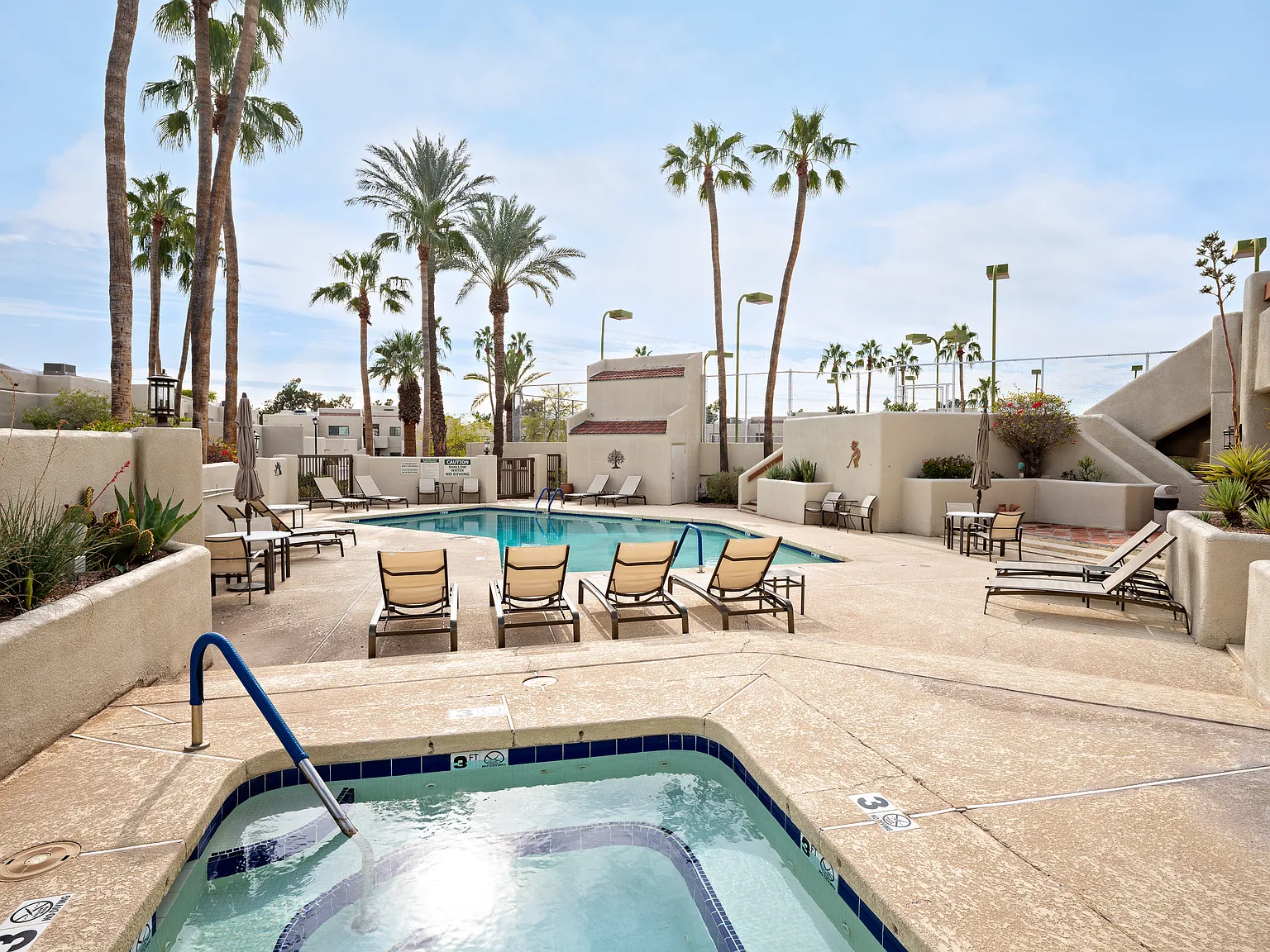 2 bed, 1470 sqft, $6,495 — Photo 3