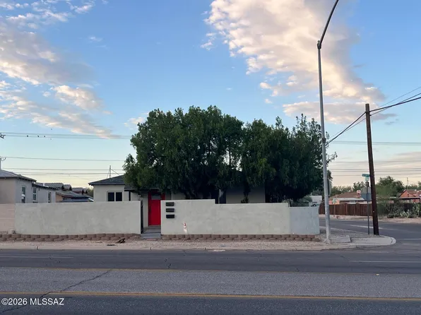 1700 E Grant Rd, Tucson, AZ 85719