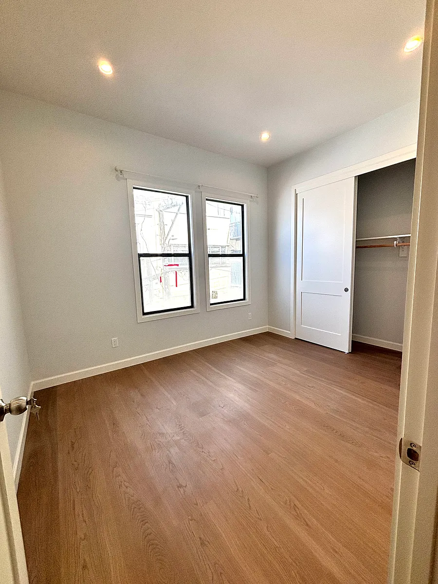 Photo 2 of 8 - 131 Wetmore St #131 - San Francisco, CA Building Photo - 131 Wetmore St #131