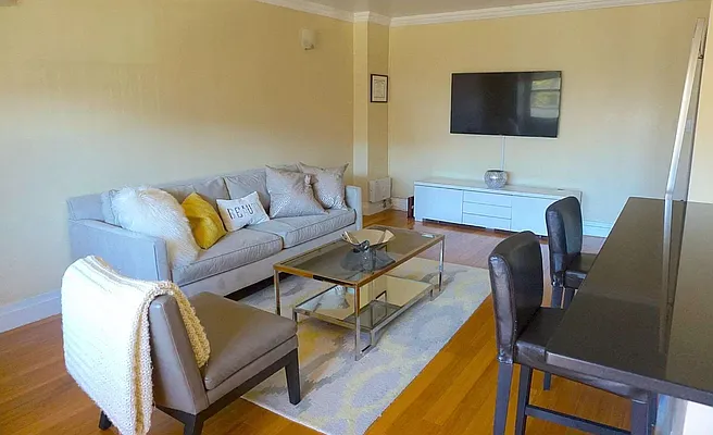 Rented by AYD Realty Inc | media 2