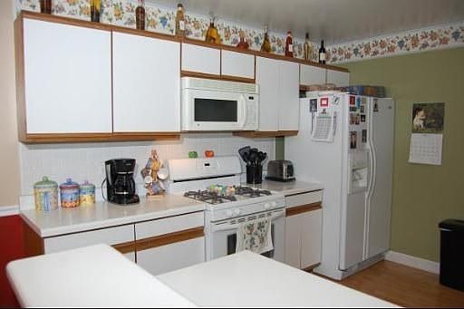 5th image of 237 Brittany Dr