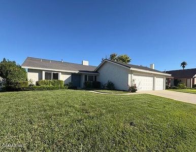 205 Larkhill St, Thousand Oaks, CA, 91360