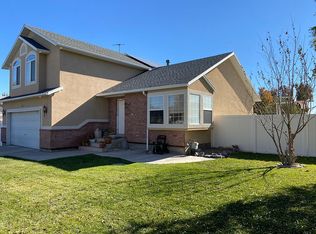 3387 W Gentle Creek Cir, Riverton, UT 84065