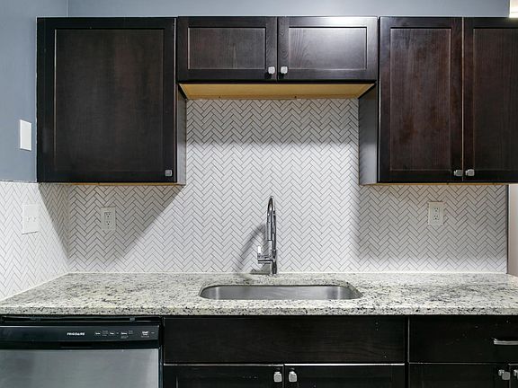 4th image of 4341 Tracy Ave #A