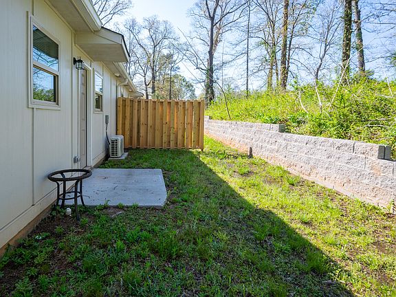 5th image of 2005 Coldwater Rd #C