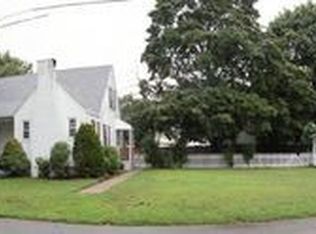 34 Majestic Ave, Warwick, RI 02888