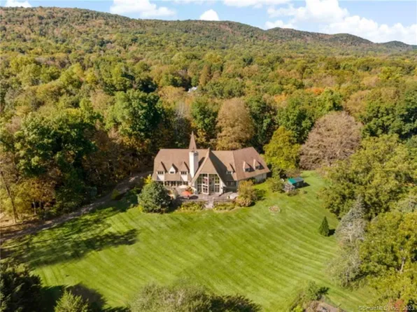 764 Bethany Mountain Road, Cheshire, CT 06410