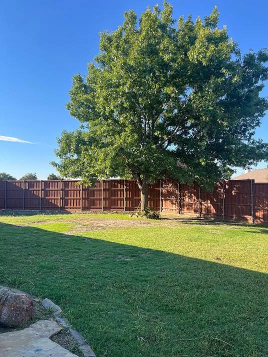 4 bed, 1946 sqft, $2,000 — Photo 2