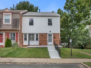 20 Fence Line Dr, Gaithersburg, MD 20878