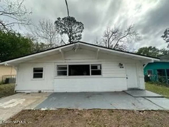 8740 Free Ave, Jacksonville, FL 32211