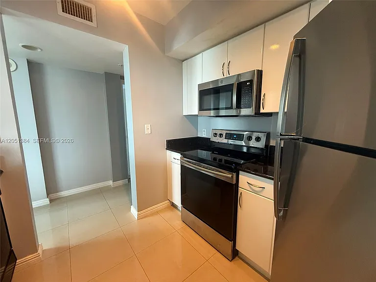 9201 Collins Ave #521 — Photo 13