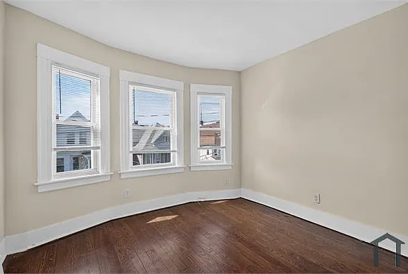 40 Vine St #44 — Photo 24
