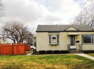 5401 W Ohio Ave, Milwaukee, WI 53219