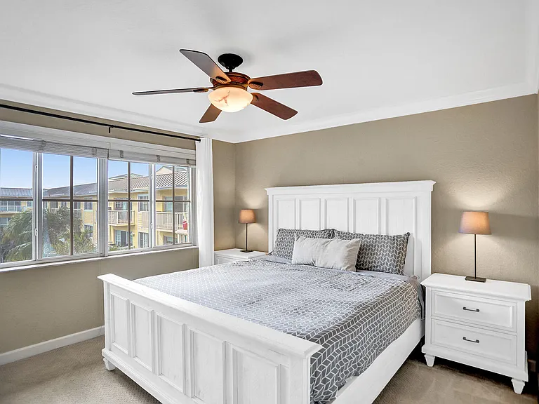1501 E Broward Blvd #804 — Photo 42