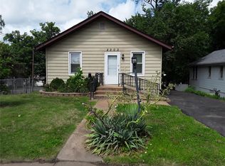 2303 Dawes Pl, Saint Louis, MO 63114