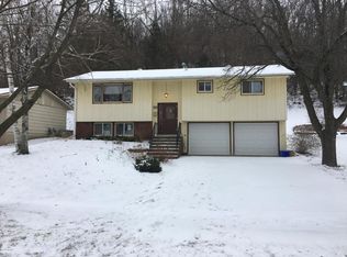 1738 Spruce Dr, Red Wing, MN 55066