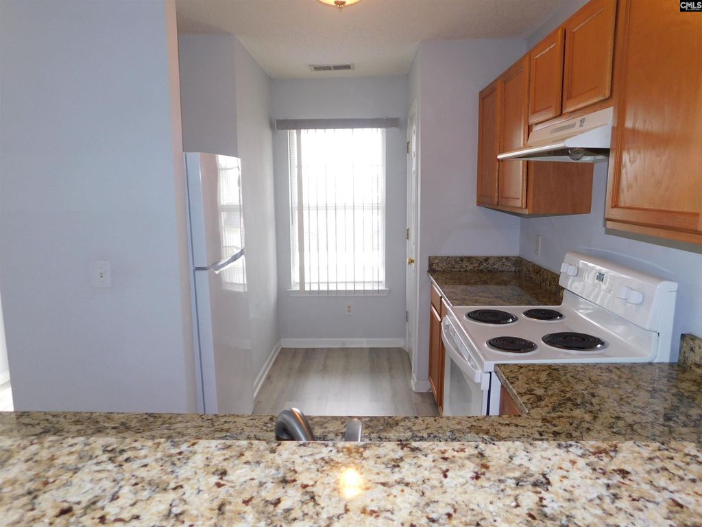 141 Wincay Rd, Columbia, SC - View 3