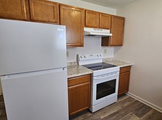 135 E Plover Dr, Newark, DE 19702