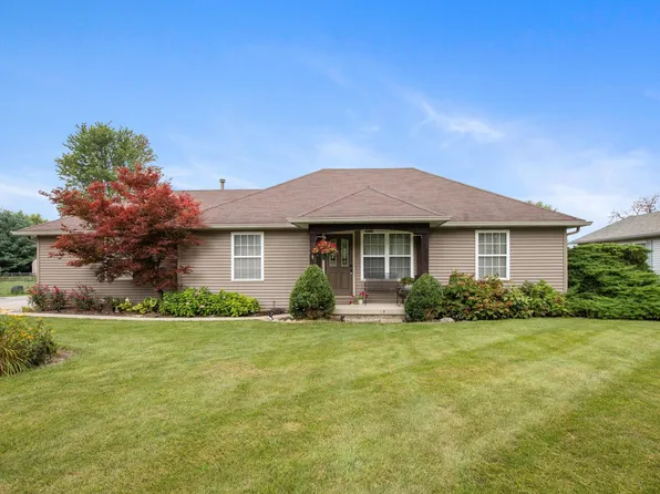 630 Lebanon St, Lizton, IN 46149