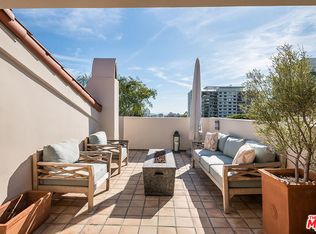 9024 Cynthia St #PENTHOUSE 1, West Hollywood, CA 90069