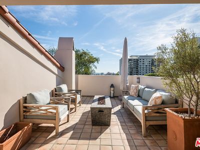 9024 Cynthia St #PENTHOUSE 1, West Hollywood, CA, 90069