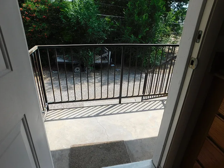 2857 Elm Cir — Photo 10