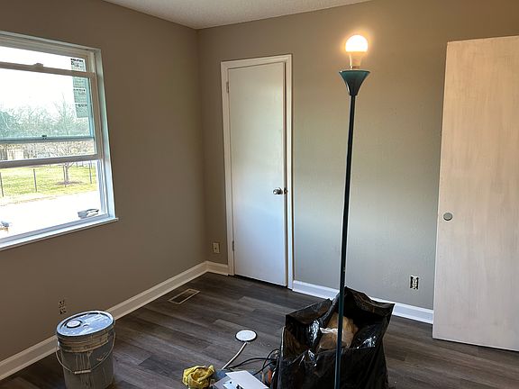 2nd image of 810-816 Hastings St #810