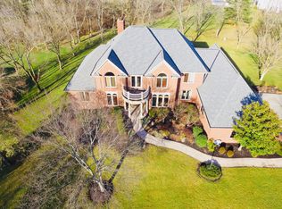 804 Englewood Dr, Villa Hills, KY 41017