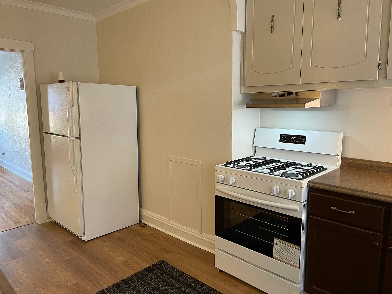 119 Forest Ave — Photo 1