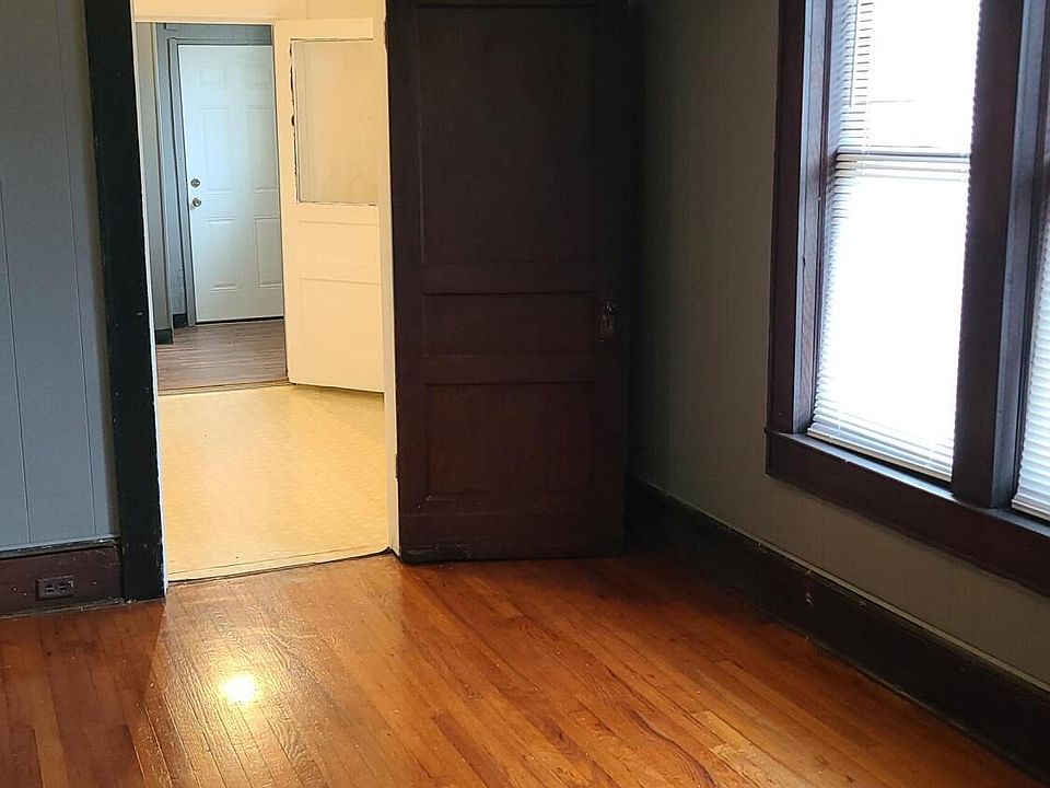 2nd image of 203 Delaware St #B