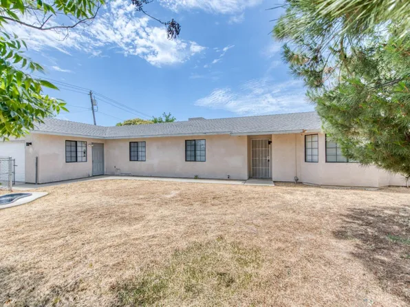 1457 Bullard Ave, Clovis, CA 93611