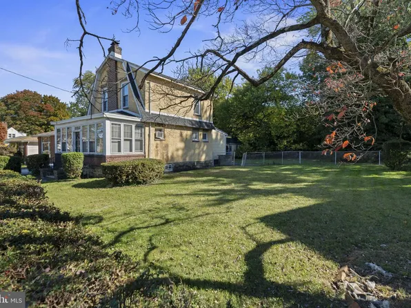 1240 Angora Dr, Yeadon, PA 19050