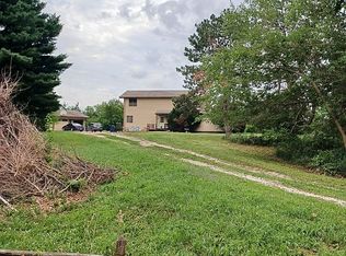 1634 Riverview Rd, Yutan, NE 68073