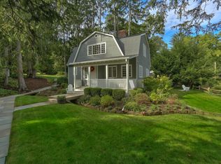 65 Douglas Rd, Chappaqua, NY 10514