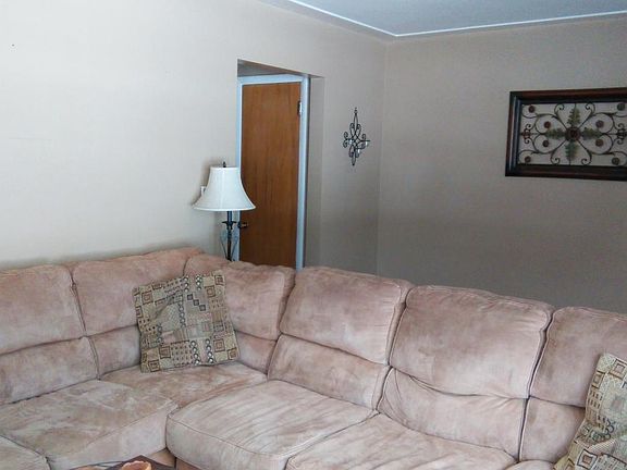4th image of 2633 Jefferson Dr SE