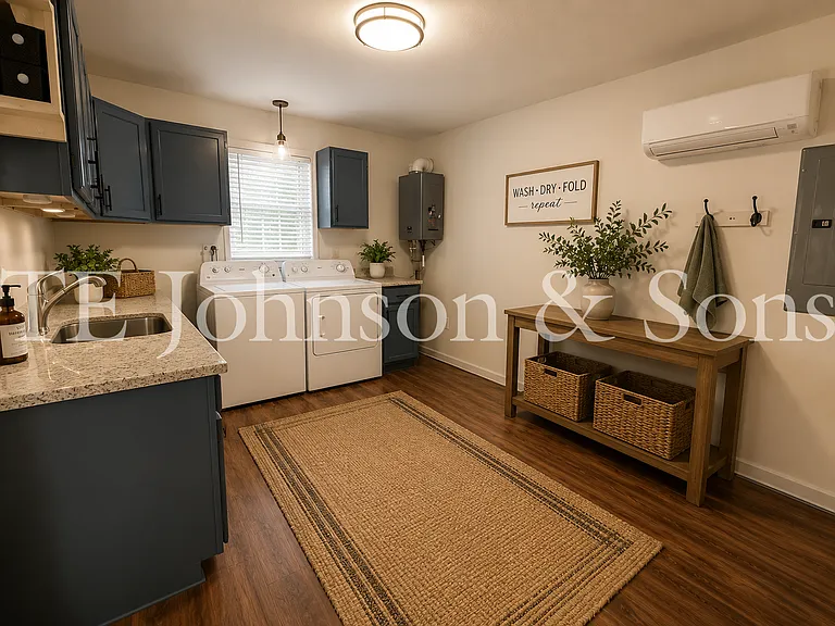 108 Greenway St — Photo 9