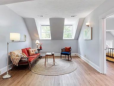 5th image of 1224 Scott St #2