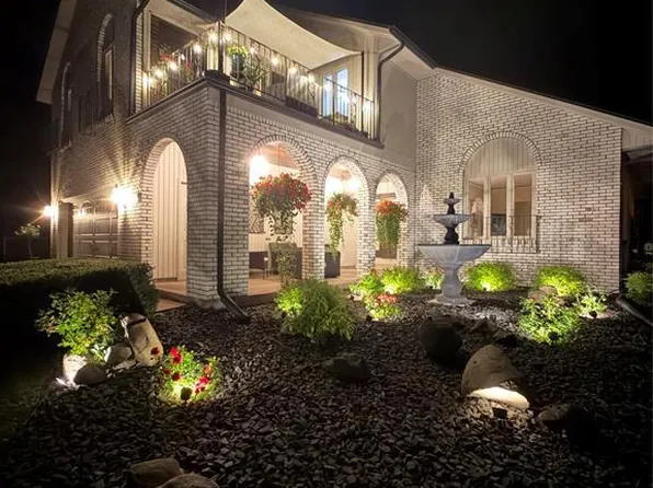 1011 Skyview Drive, Altoona, WI 54720