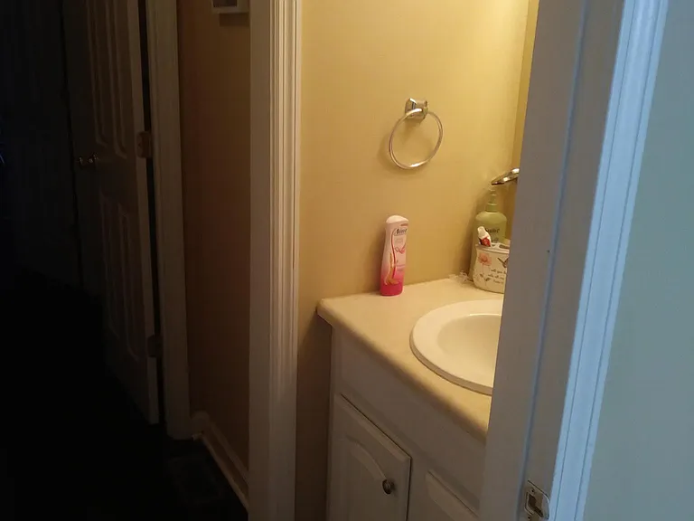 107 Broad St #B — Photo 5