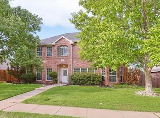 1511 Snow Trl, Lewisville, TX 75077