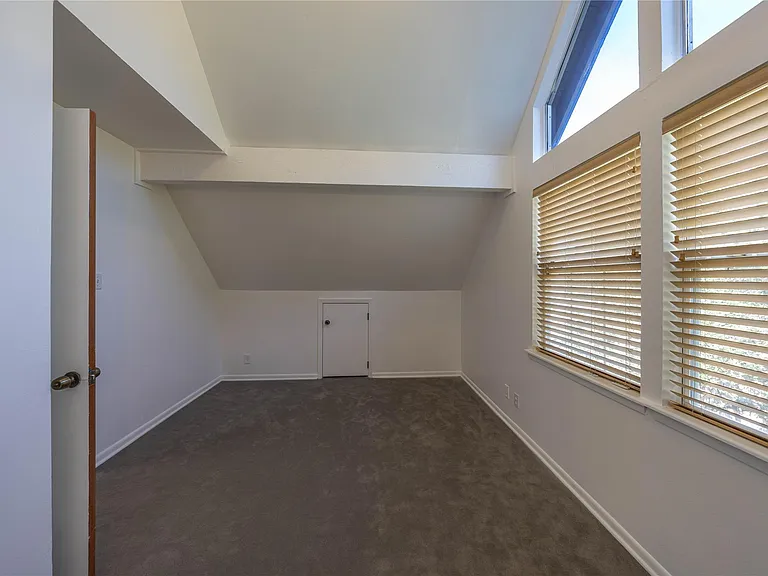 22 Stonehouse Cir — Photo 22