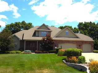 13810 N Wildflower Dr, Chillicothe, IL 61523