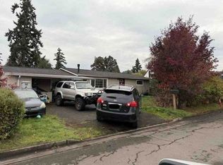 1160 Geer Ave, Cottage Grove, OR 97424