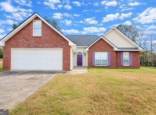 30 Cinnamon Fern Cir, Covington, GA 30016