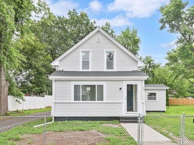 72 College St, Chicopee, MA, 01020