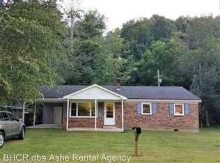 2577 S Big Horse Creek Rd, Lansing, NC 28643