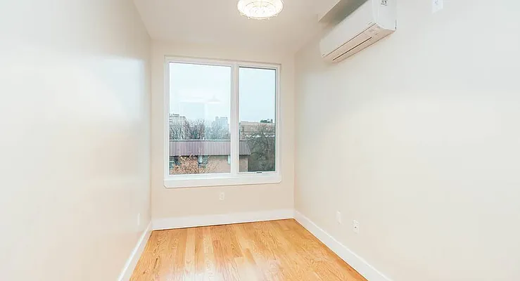 Rented by Skyhigh Realty NYC LLC | media 15
